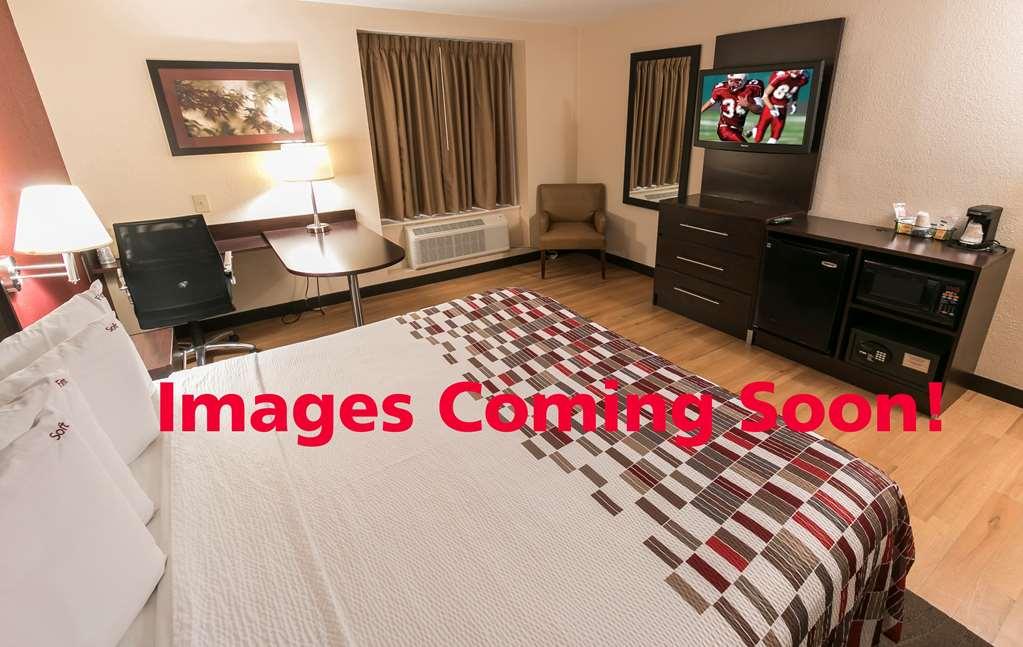 Red Roof Inn Redding Bagian luar foto